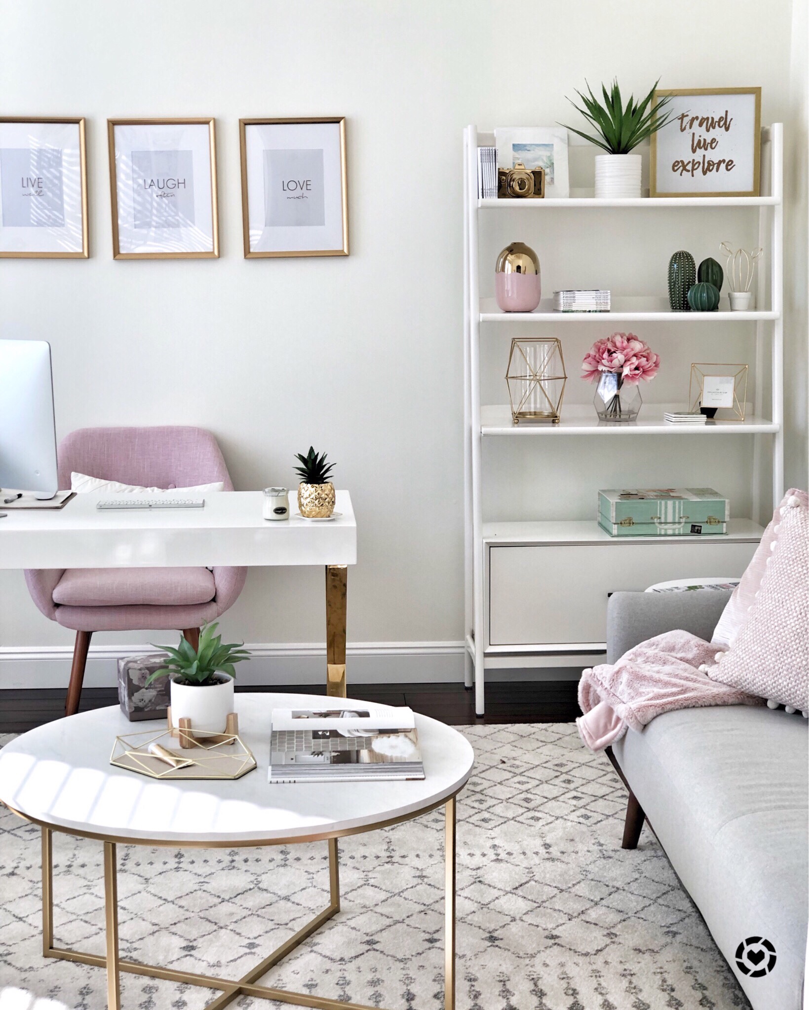 How To Create A Chic And Cozy Home Office Space This Mama Loves Life